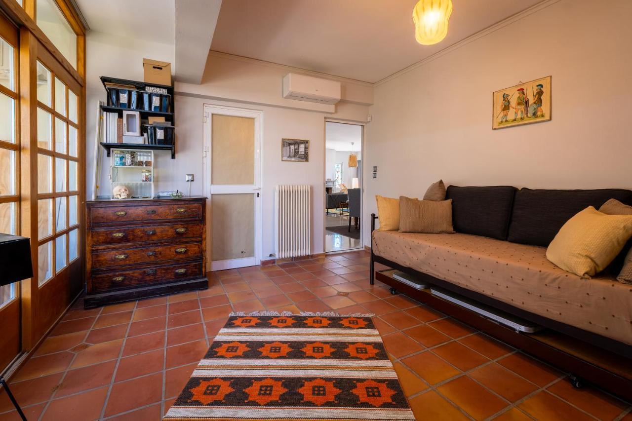 Spacious Apartment In Kavouri เอเธนส์ ภายนอก รูปภาพ